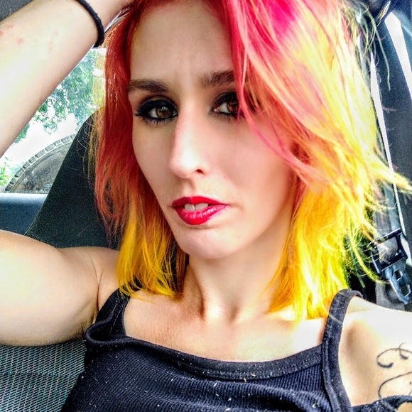 Meet your Posher, Brittany - Picture 6 of 6